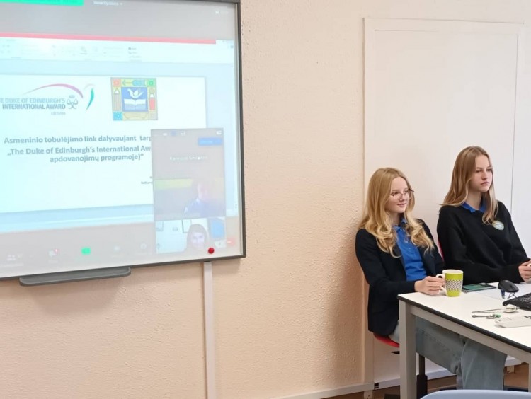 5-8 klasių mokinių lietuvių ir užsienio kalbų virtuali konferencija „Mokausi ir augu“