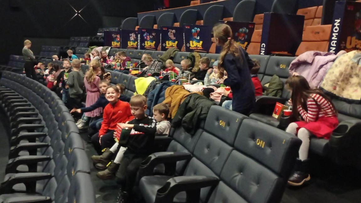 Prizas pirmokams – edukacinė išvyka į kino teatrą