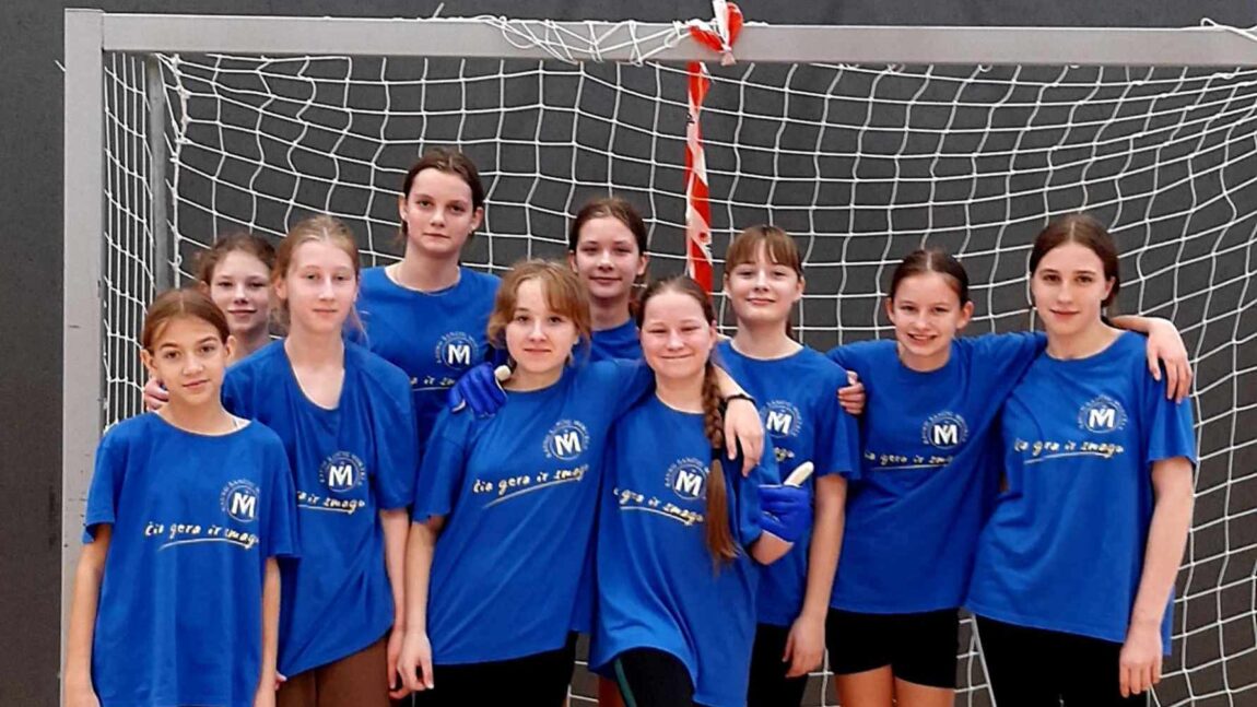 Lietuvos mokyklų merginų futsal „LadyGolas” žaidynės